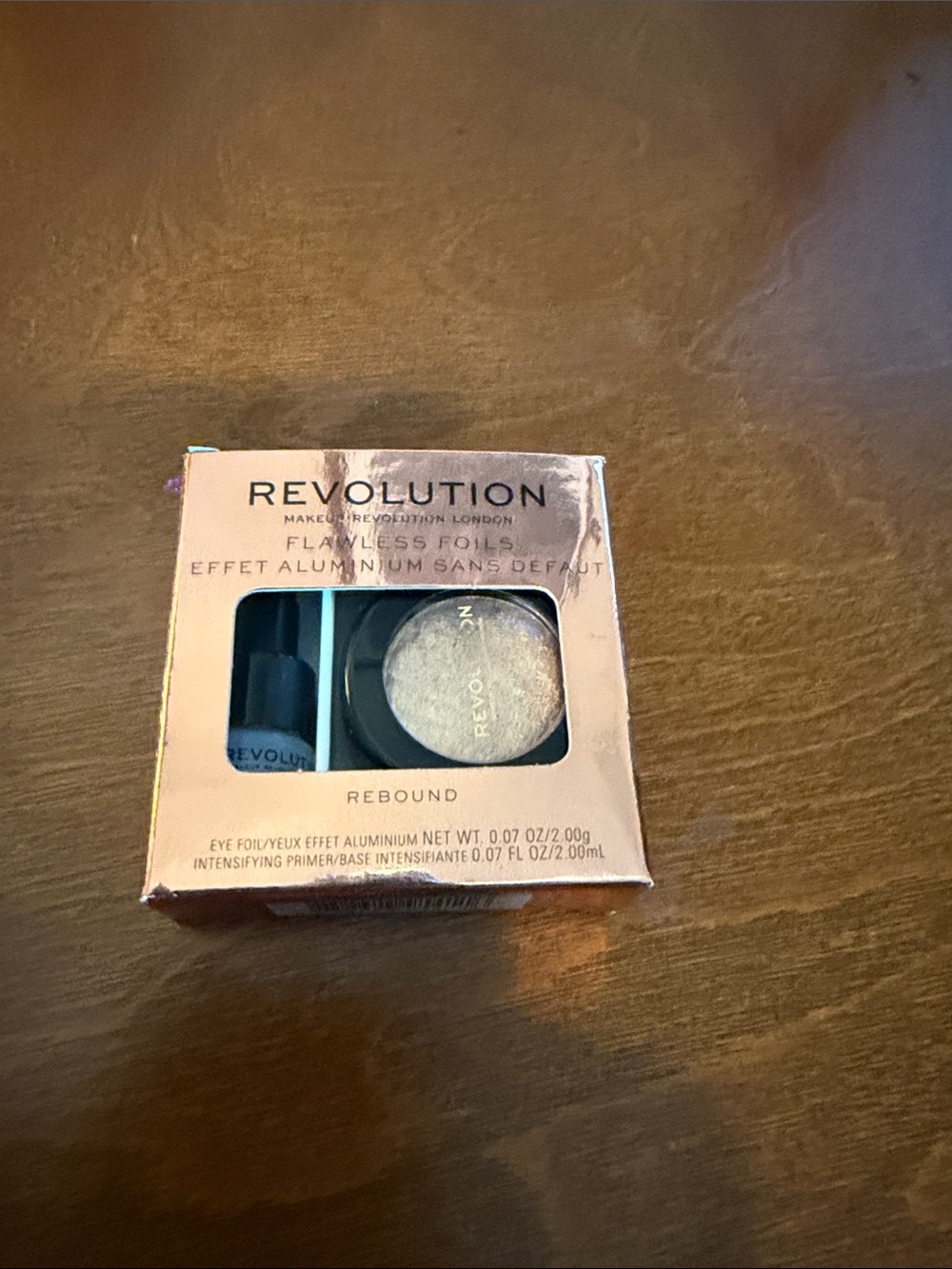 Revolution Flawless Foils Eye Set in rose gold